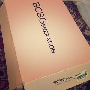 Brand new Bcbgeneration black pumps